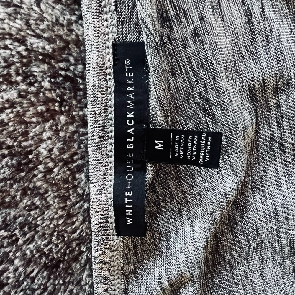 White House Black Market Sz M Gray Metallic Ruffle T Shirt - Picture 2 of 7